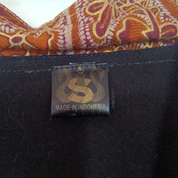 CLEARANCE SALE!! Brown and Tan Bomber Jacket with Scenic Print - Picture 5 of 5